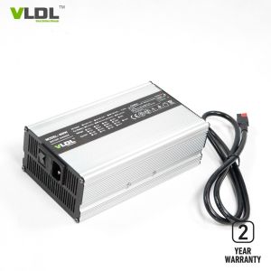 Intelligent 60V 72V 73V 8A Lithium Battery Charger Worldwide 90 To 264V Input