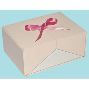 Patterned Recycled Gift Boxes , Eco Friendly Gift Boxes Varnishing Surface