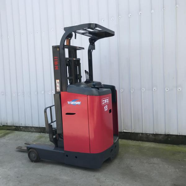 Heli 1.5T Diesel Forklift operator cabin