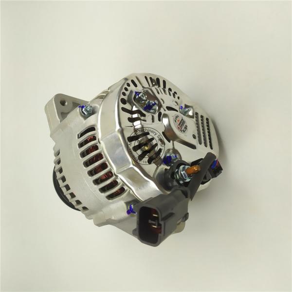 10211-7960 Excavator Electrical Parts PC200-8/PC220-8 24V60A S84-39 Komatsu Engine Generator 6d102