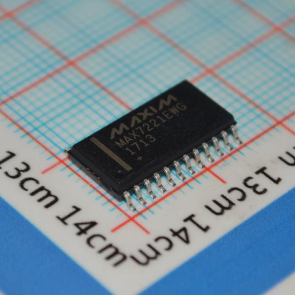 MAX7221EWG+T 8-Digit LED Display Driver with SPI Interface 10MHz Serial Data