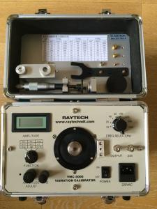 Cheap Digital Vibration Calibrator, Portable Vibration Meter Calibration,Calibrate accelerometer velocity for sale