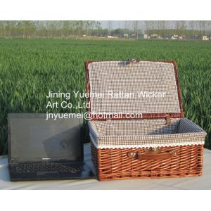 wicker storage basket with cover mat