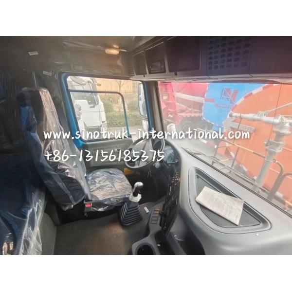 SINOTRUK HOWO 6x4 Concrete Mixer Truck 371HP LHD