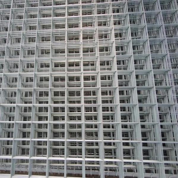 Anti-Rust Galvanized Welded Wire Mesh Panels Welded Wire Farm Mesh Home Fence