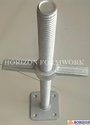 Quality Solid Steel Scaffold Screw Jack , Scaffold Leveling Jack Support Horizontal Beam wholesale