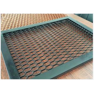 China 2.5mm Thickness Expanded Diamond Mesh Metal Fence With Painting With Frame on sale