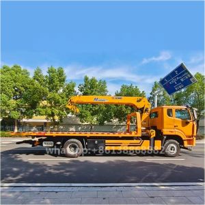 HTC Howo 10 Tons Flat Wrecker With 8 Tons 4 Section Arm Crane Tractor With Crane