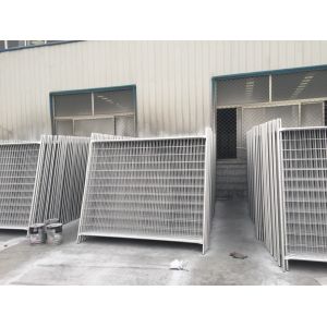 Durable Temporary Construction Fence Panels 60mmx150mmx4.0mm Mesh Opening
