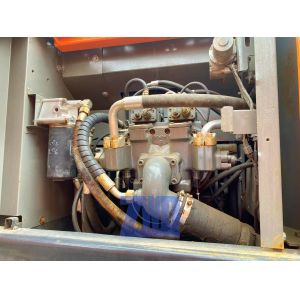 HITACHI 90% New ZX200-5G Used Excavator 2023 20 Ton Japan Original Zaxis ZX200-3