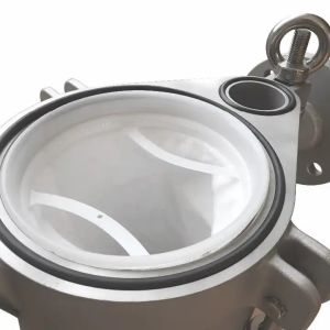 Water Filtration Machine with Top Entry Cartridge Filter Housing and Filter