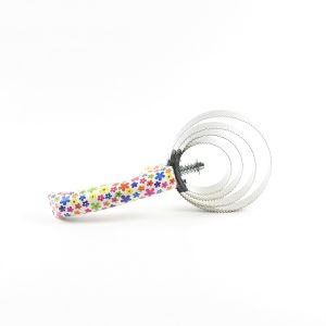 Beautiful Pattern Spiral Curry Comb 4 Loops With Plastic Round Handle