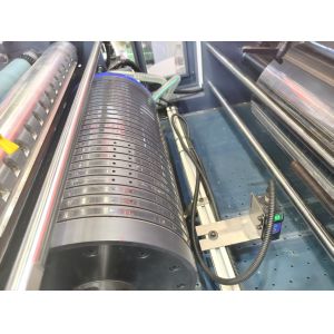 JIGUO TC-1250Q Full Servo Intrlligent Corner Cutting and Line Pressing Window