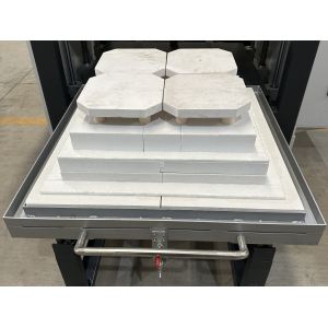 The Effective Size Is 550 * 500 * 550mm (W * H * D) of The Bf150-17 High