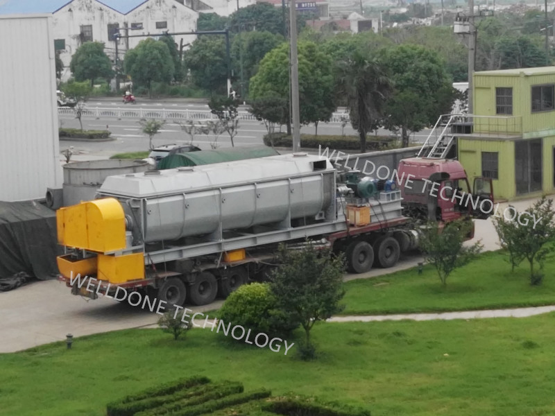 Titanium Automatic RVD Rotary Vacuum Paddle Dryer With compact structure