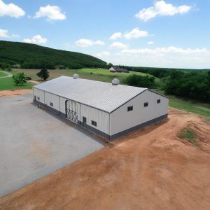 Versatile Steel Structure Warehouse Weather Resistant Steel Frame Building