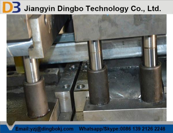 Quality C Purlin Roll Forming Machine with High-level of Automation for Main Body Stress Structure wholesale