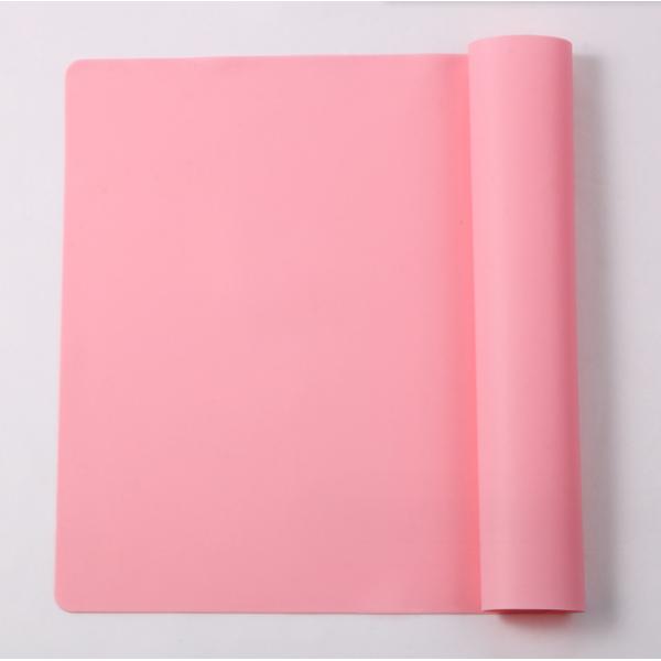 Design Style None Silicone Table Cloth Non-Slip Rectangle 40x30cm Water Resistant Desk Cover