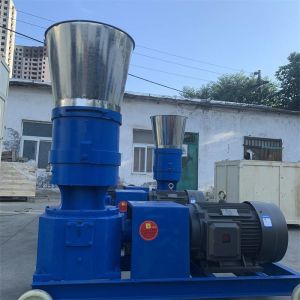 High Capacity 1-1.5t/H Feed Pellet Maker Poultry Feed Processing Machine