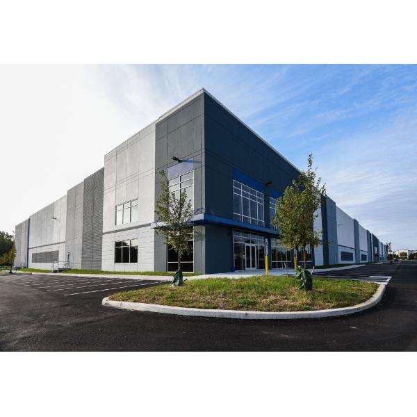 Prefabricated Steel Structure PEB Building Construction Ceramic Tile Factory