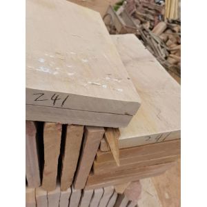 Resilient Split Face Sandstone Cladding Tiles For Landscape Projects