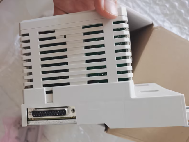 BC810K02 3BSE038684R2 ABB AC 800M bus coupler module S800 I/O system