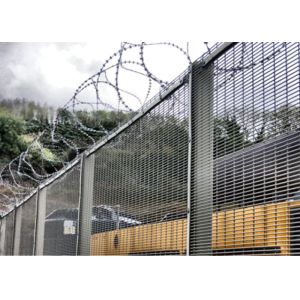 BTO22 2.5mm Airport Security Fence 50x100mm