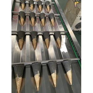 Two Color Save Gas 3500pcs/h Ice Cream Cone Making Machine