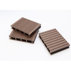 Co Extrusion Exterior WPC Decking Hollow Composite Decking Board