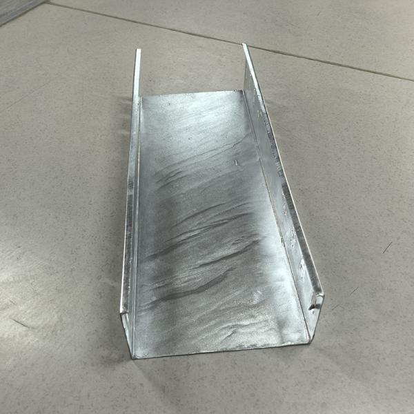 3m-6m Length Hot Dip Galvanized Cable Tray With Customized Cable Trunking
