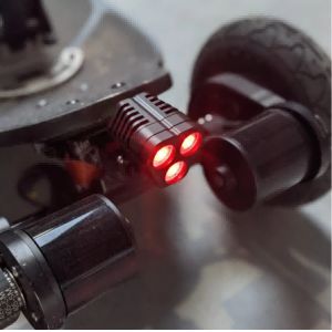 240 Lumens Rechargeable Skateboard Flashlight 6 Hours Runtime