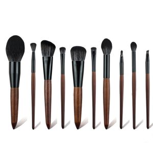 China Classic Cruelty Free Makeup Brushes Set Soft Hair And Durable Wooden Handle on sale