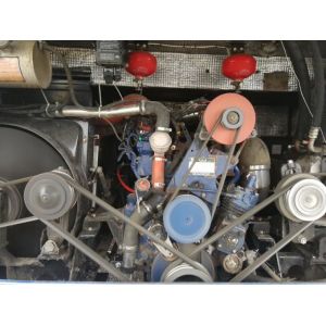 Low Fuel Consumption Yutong Used Tour Bus 51 Seats 2013 Year ISO Passed Air Bag