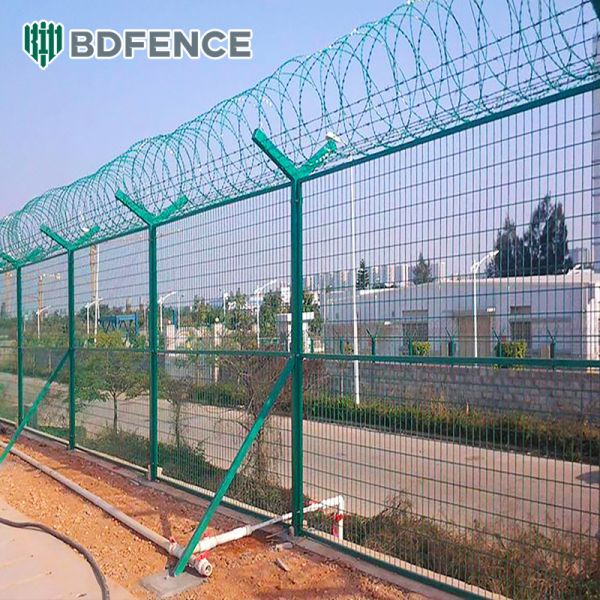 Quality Wire Mesh Y Post Airport 2 m AOA Fence Concertina Razor Security With Barbed Wire wholesale
