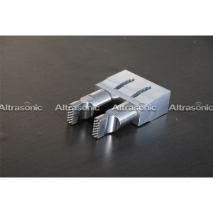 China Multi - Horn Ultrasonic Spot Welding Machine For Welding 35kHz Mechanical Arm on sale