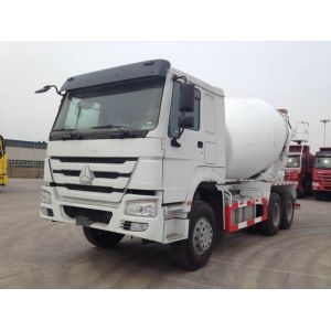 Sinotruk Howo 336HP 6X4 Concrete Mixer Truck With 8cbm Cubage And WD Engine