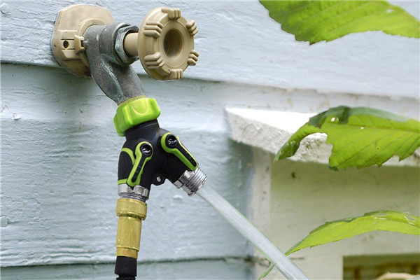 Zinc Alloy Body 2 Way Y Hose Connector For Garden Sturdy Construction