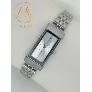 Fashion Design Quartz Wrist Watch with Stainless Steel Case Material