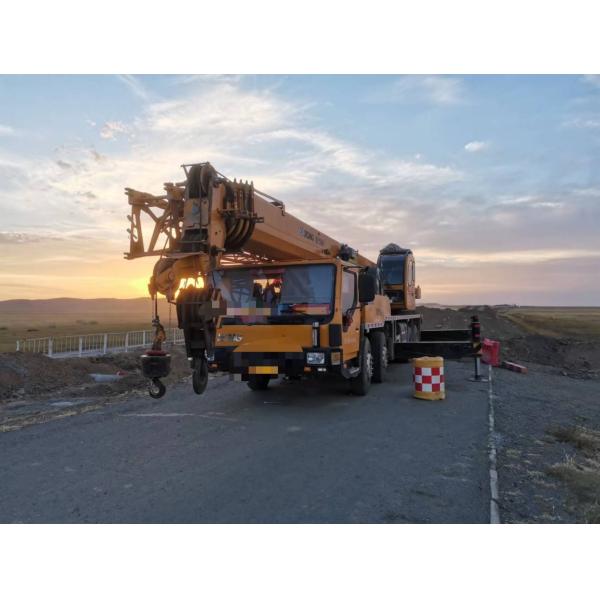 2014 Xg 50ton Used Truck Crane Mobile Crane Hoist Crane Folding and Easy to