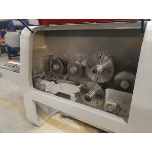 Log Multiple Blade Sawmill Multi Rip Saw Machine For Round Wood Cutting