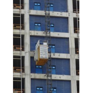 Low Wear Construction Hoist Elevator Payload Capacity 2000Kg With LED Ceiling
