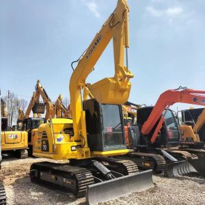 Secondhand Komatsu Digger PC70 Used 7ton Small Type Mini Crawler Excavator