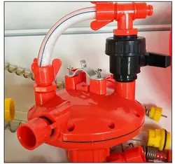 Chicken, duck and goose breeding waterline pressure reducing valve, automatic