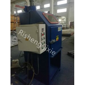 Cheap Environmental Friendly Industrial Sandblaster With Multiple Sandblast Guns for sale