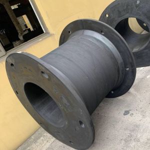 Berthing Dock Bumpers Vertical PIANC Standard BV CCS Certificate