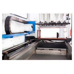 0.75kw 1HP Aluminum Type Material Automatic Sawing Machine HX-4020-E