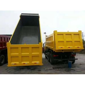 Sinotruk Howo 6x4 Type 371hp Heavy Duty Dump Truck With HW19710 Transmission And