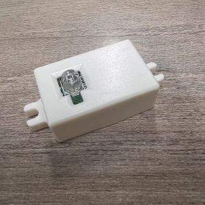 Small Daylight Sensor Harvesting Environment Brightness Checking Function