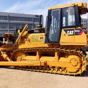 D6G2 Used Caterpillar Bulldozer 119KW Rated Power In Stock 3.3m3 Blade Capacity