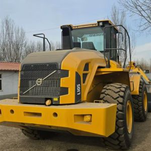 Cheap Used Volvo L105 Wheel Loader Hydraulic Loaders Machine For Construction Work for sale